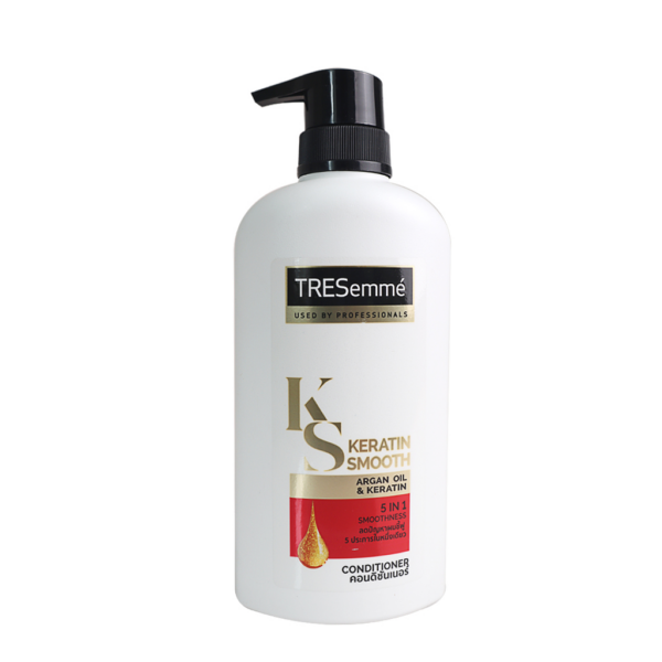 Dầu xả Tresemmé Keratin Smooth